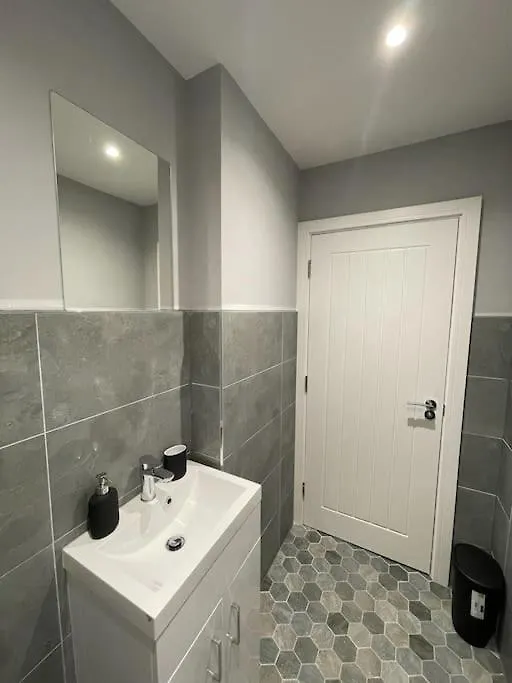 Luxury 2 Bed City Centre Duplex With High Ceilings كارديف